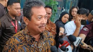 Menteri Kelautan dan Perikanan (KKP) Sakti Wahyu Trenggono usai diperiksa KPK. (Tim Merdeka).