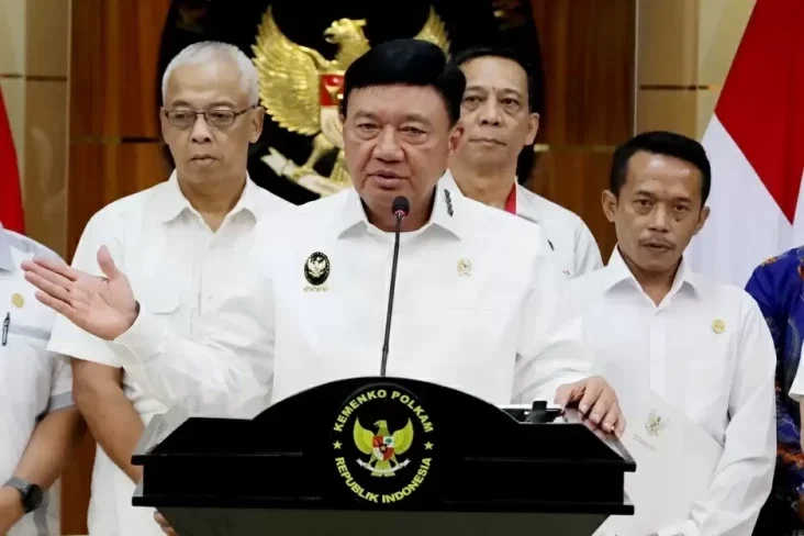 Menko Polkam Budi Gunawan menyampaikan belasungkawa atas meninggalnya pengemudi ojek online (ojol) Affan Kurniawan. Foto/SiindoNews