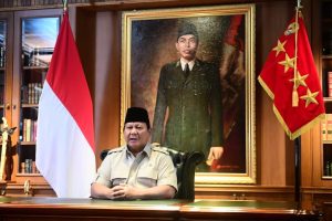 Presiden Prabowo Subianto menyampaikan keterangannya di kediaman pribadinya di Hambalang, Kabupaten Bogor, pada Jumat, 29 Agustus 2025. Foto: BPMI Setpres