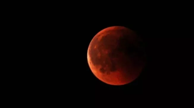 Ilustrasi: Gerhana Bulan Total