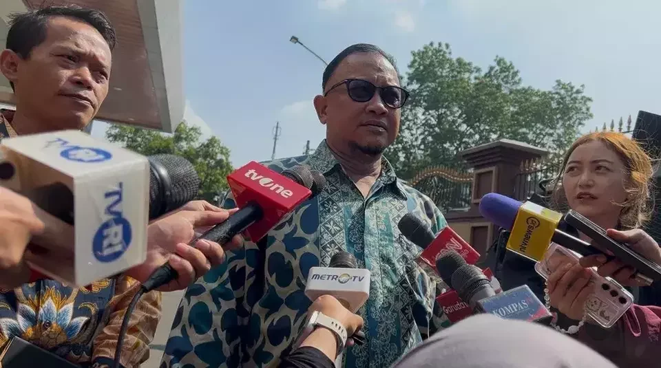 Anggota Kompolnas Choirul Anam menegaskan pihaknya hadir untuk memantau jalannya proses gelar perkara terkait kasus insiden pengemudi ojek online (ojol) hingga menewaskan Affan Kurniawan. Ia berharap kasus berlanjut ke pidana. (Beritasatu.com/Muhammad Aulia Rahman)