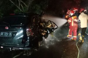 Kronologi kecelakaan beruntun di Jalur Puncak Cianjur, sebabkan 4 orang tewas. (Kompas.com/Firman Taufiqurrahman)